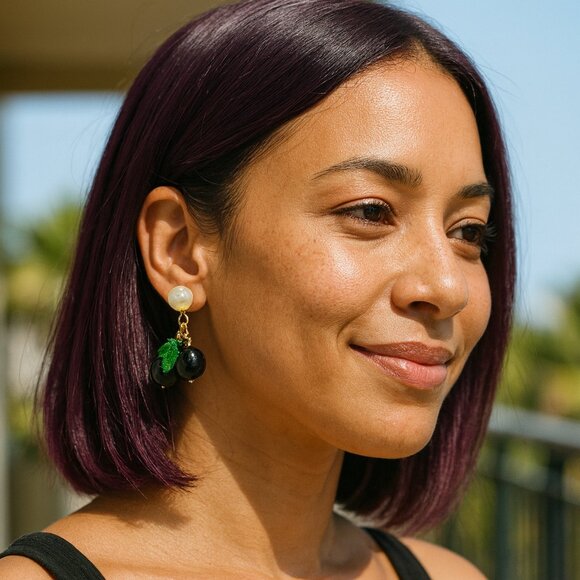 Vintage Lucite Black Plum Clip-On Earrings Summer Fruit - Picture 2 of 7